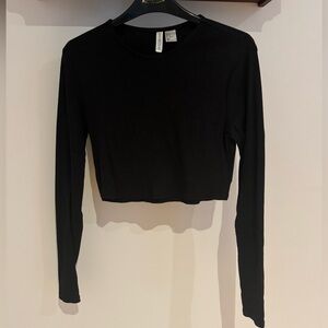 Basic Black Cropped H&M Long Sleeve Top